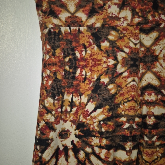 LuLaRoe TC Autumn Hues Tye Dye Leggings - Picture 2 of 5